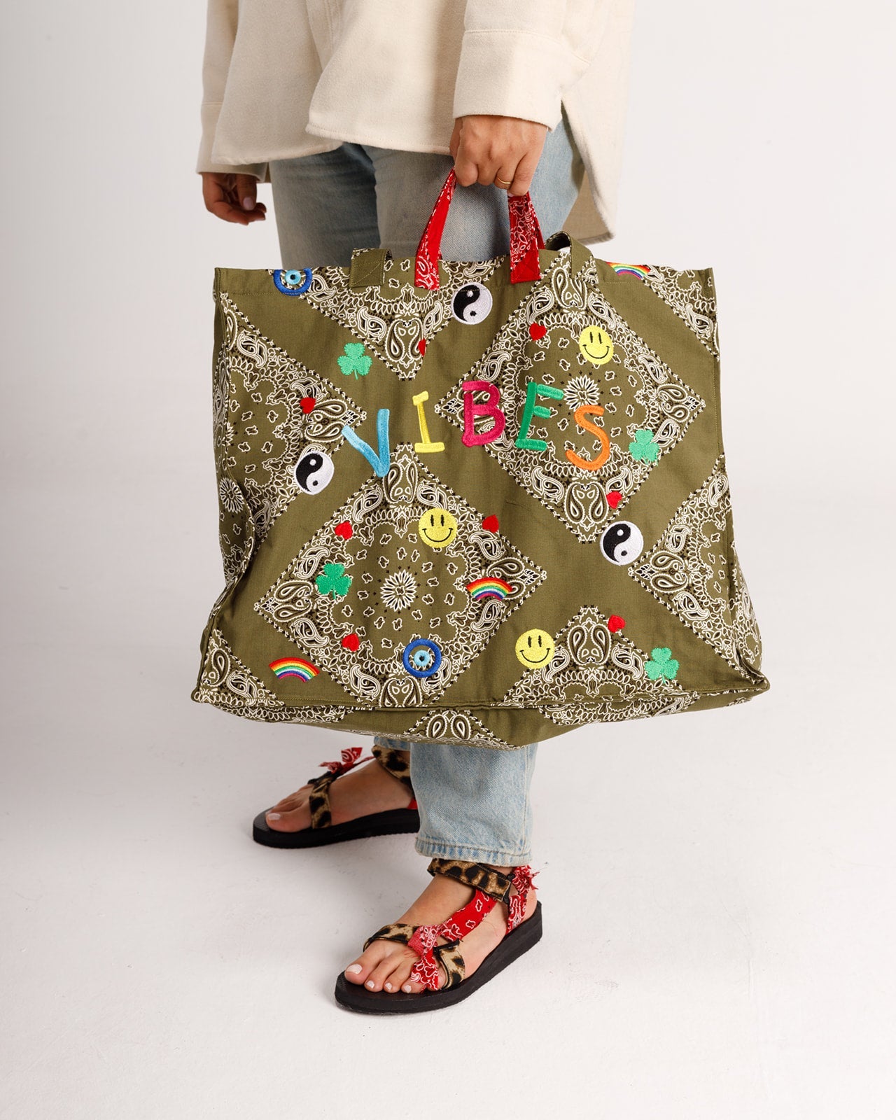 Maxi Tote in Olive Bandana Vibes