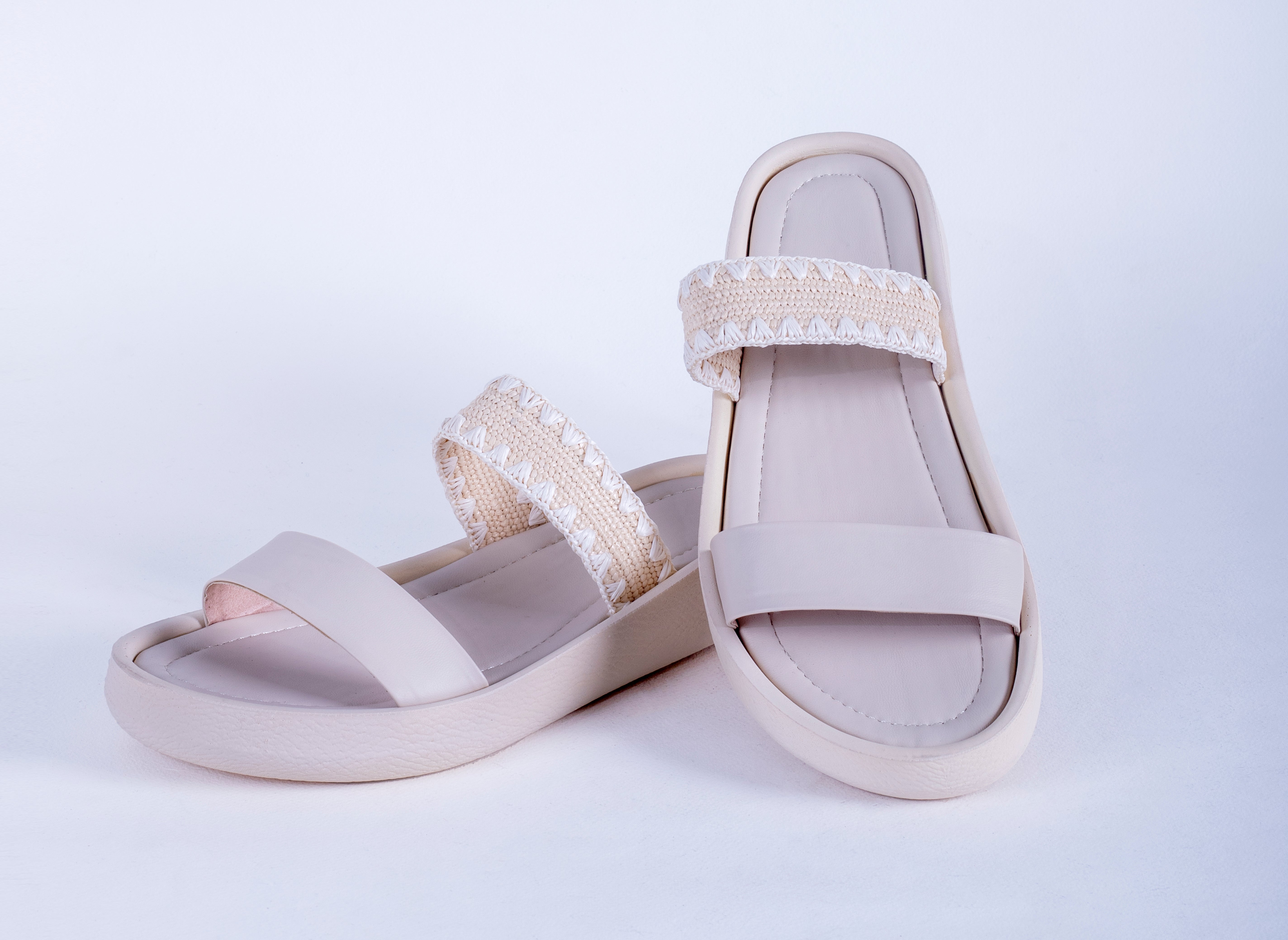 Lotfy Strapped Flat Slipper 203