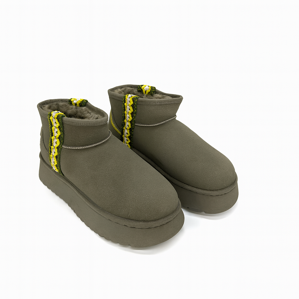 Uggs Ankle  Boot For Women M270