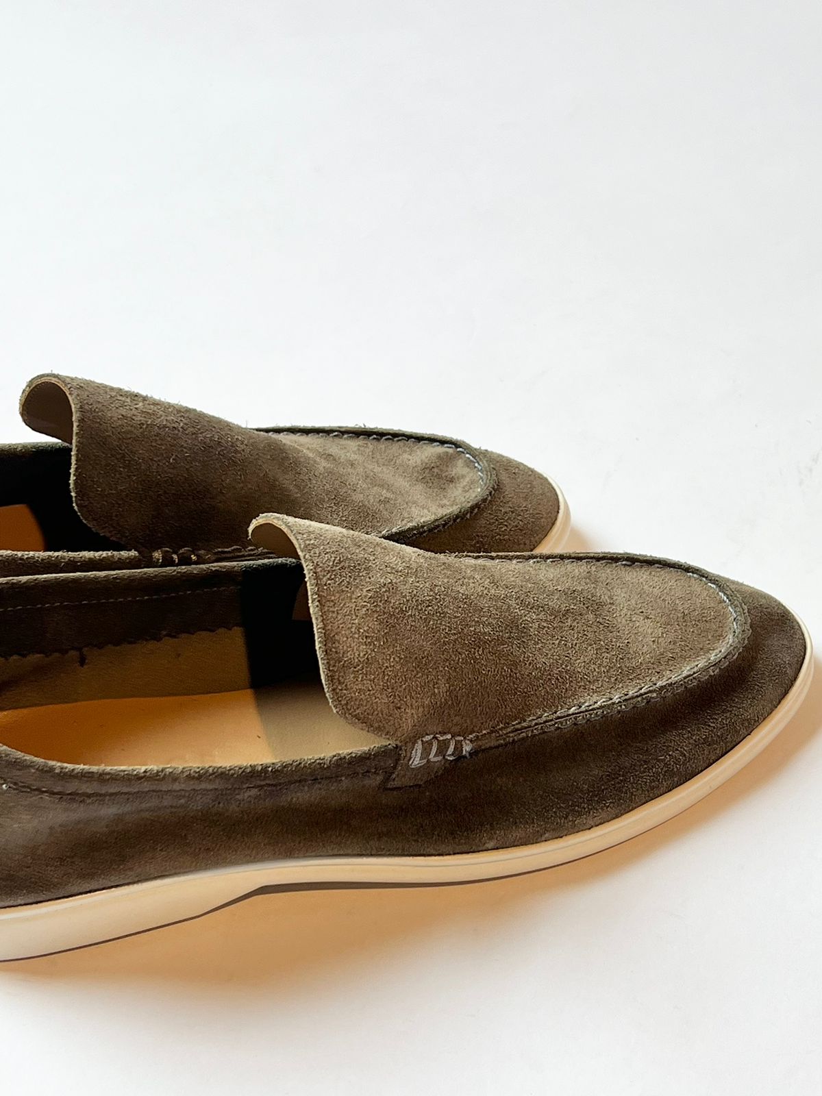 Heritage Suede Flat Loafers For Men Grey