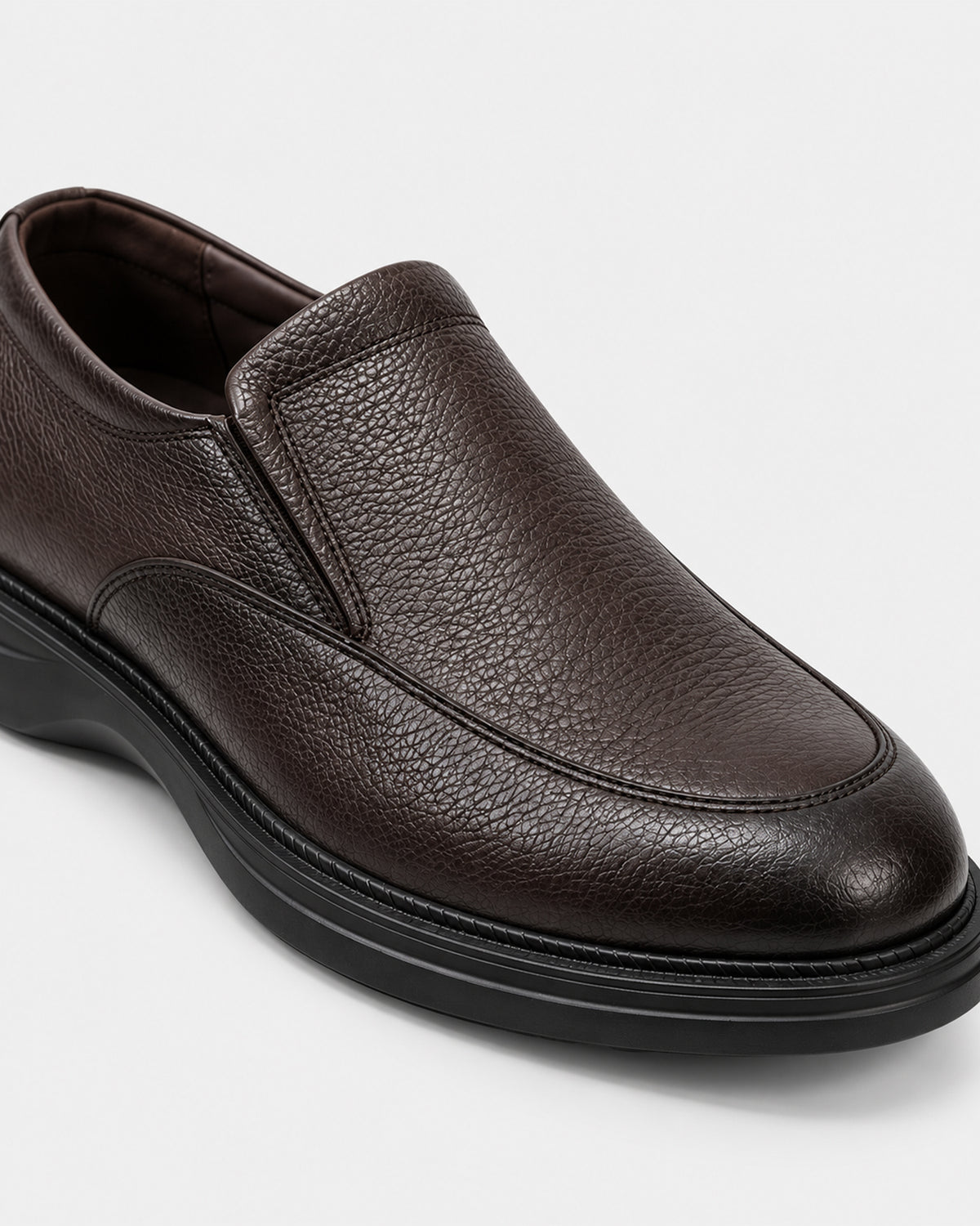 Men's Leather Moc-Toe Slip-On – Black & Brown