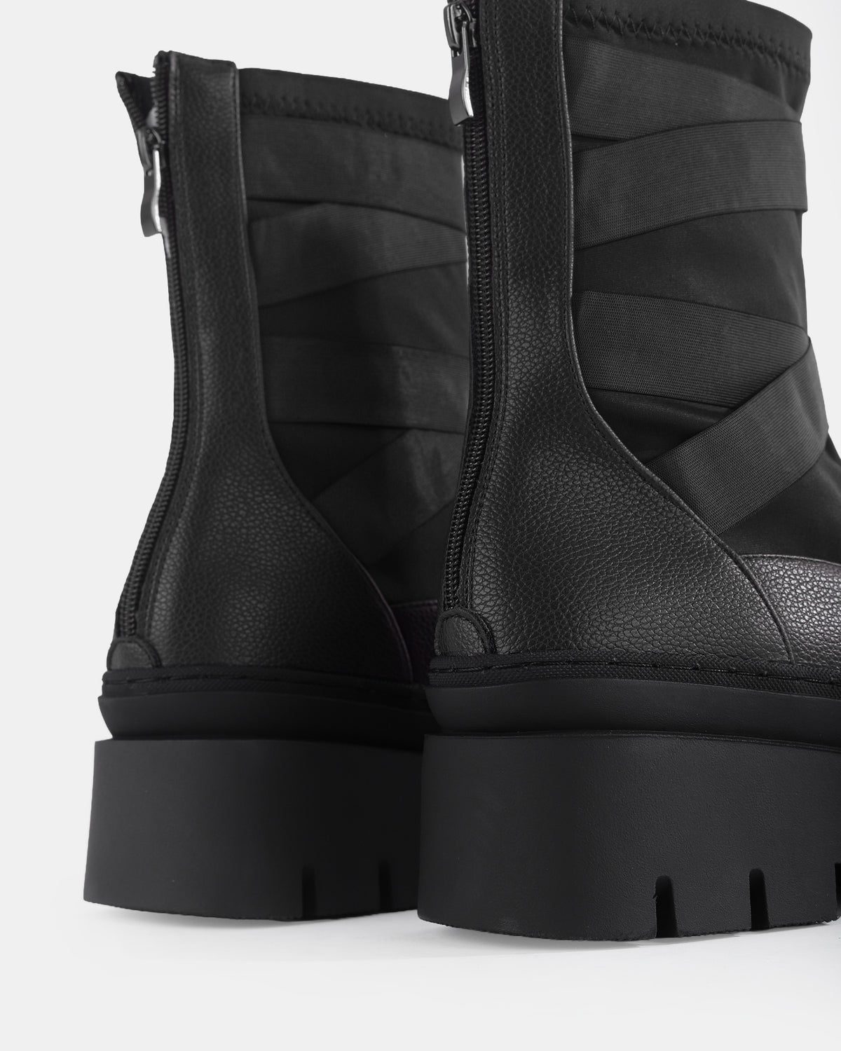 Botshy Women's Chunky Bandage Ankle Boot Black