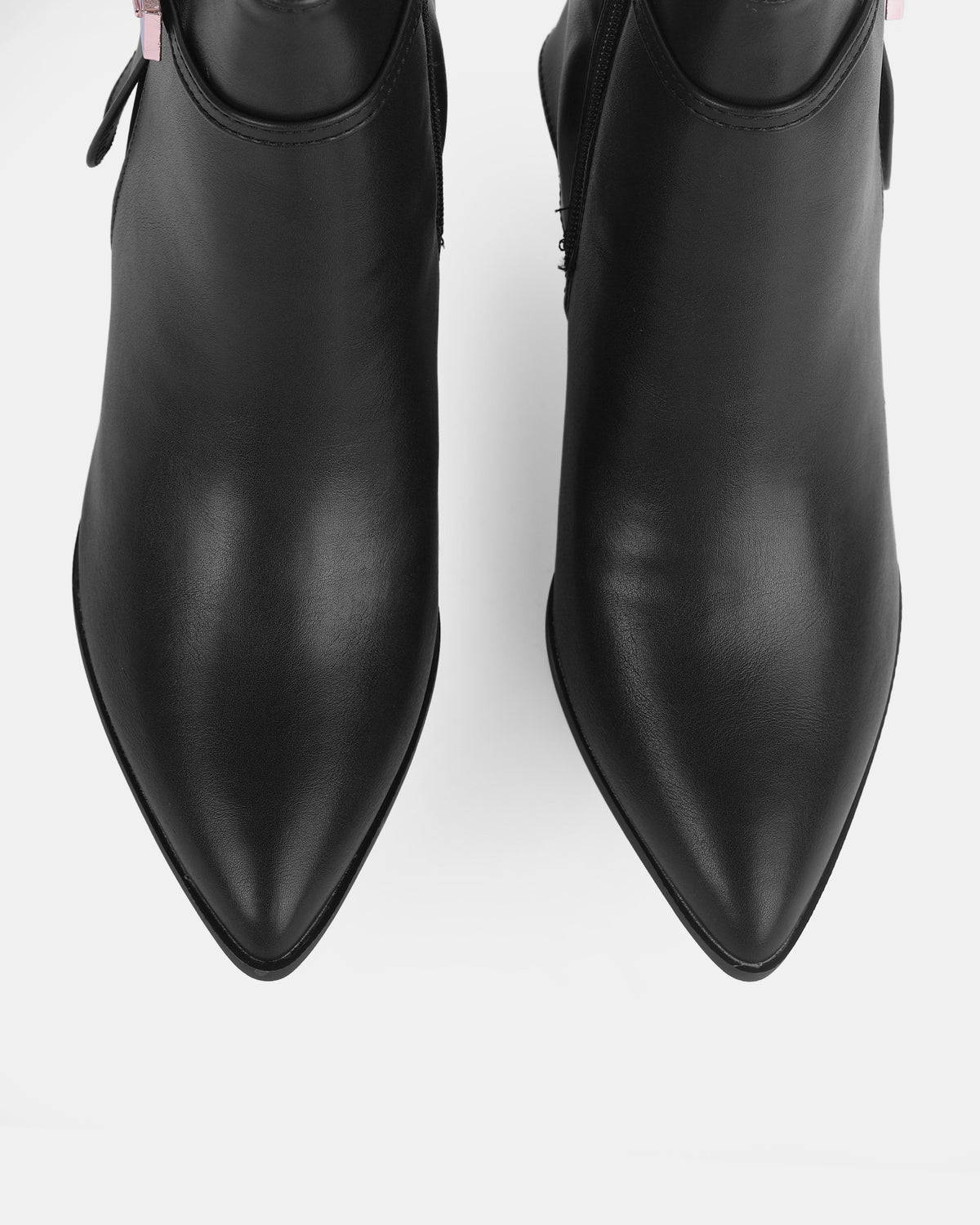 94741-B956 Black 5