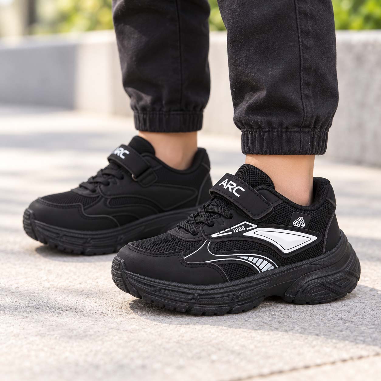 WHITE-BLACK