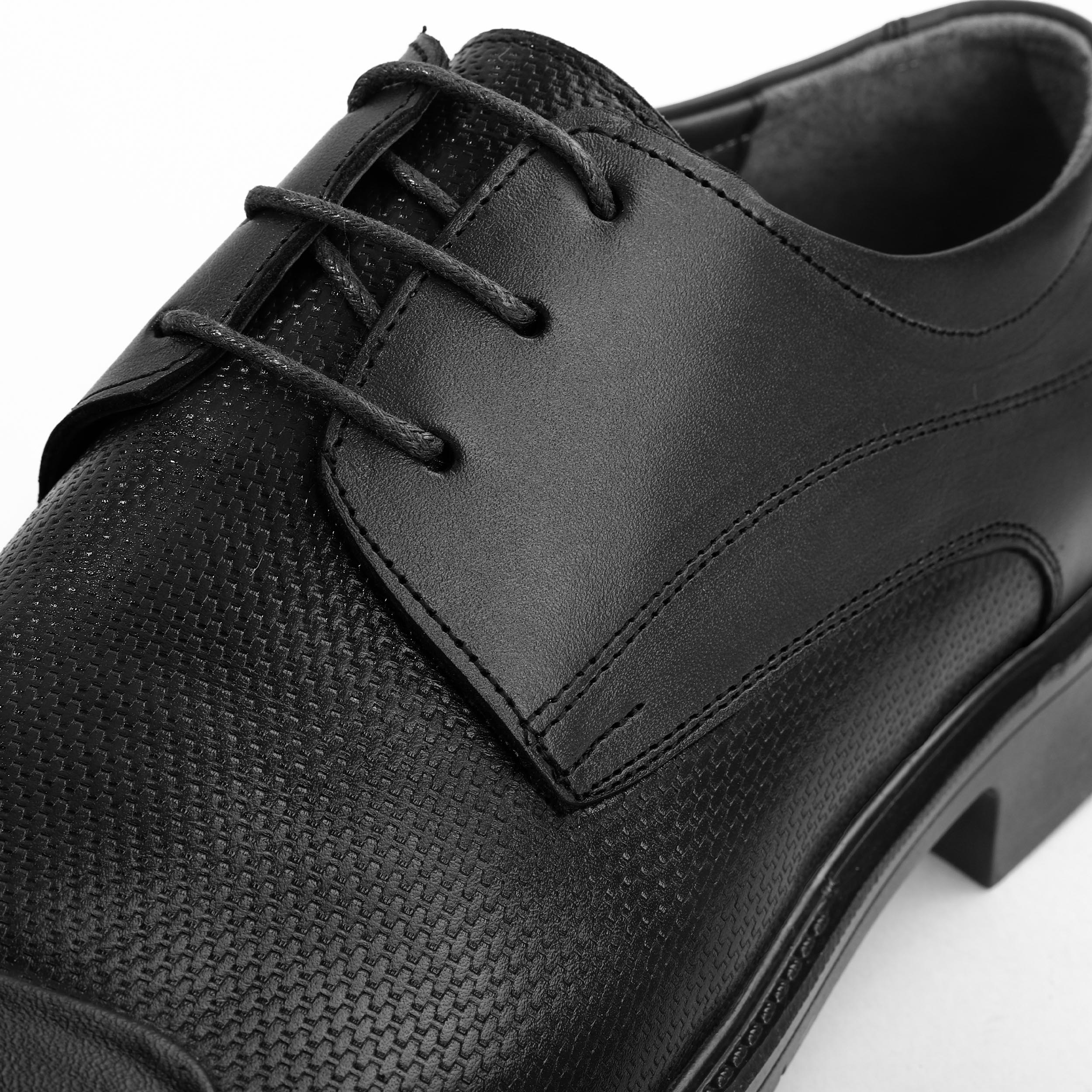 91551-125 Men's Classic Leather Shoe