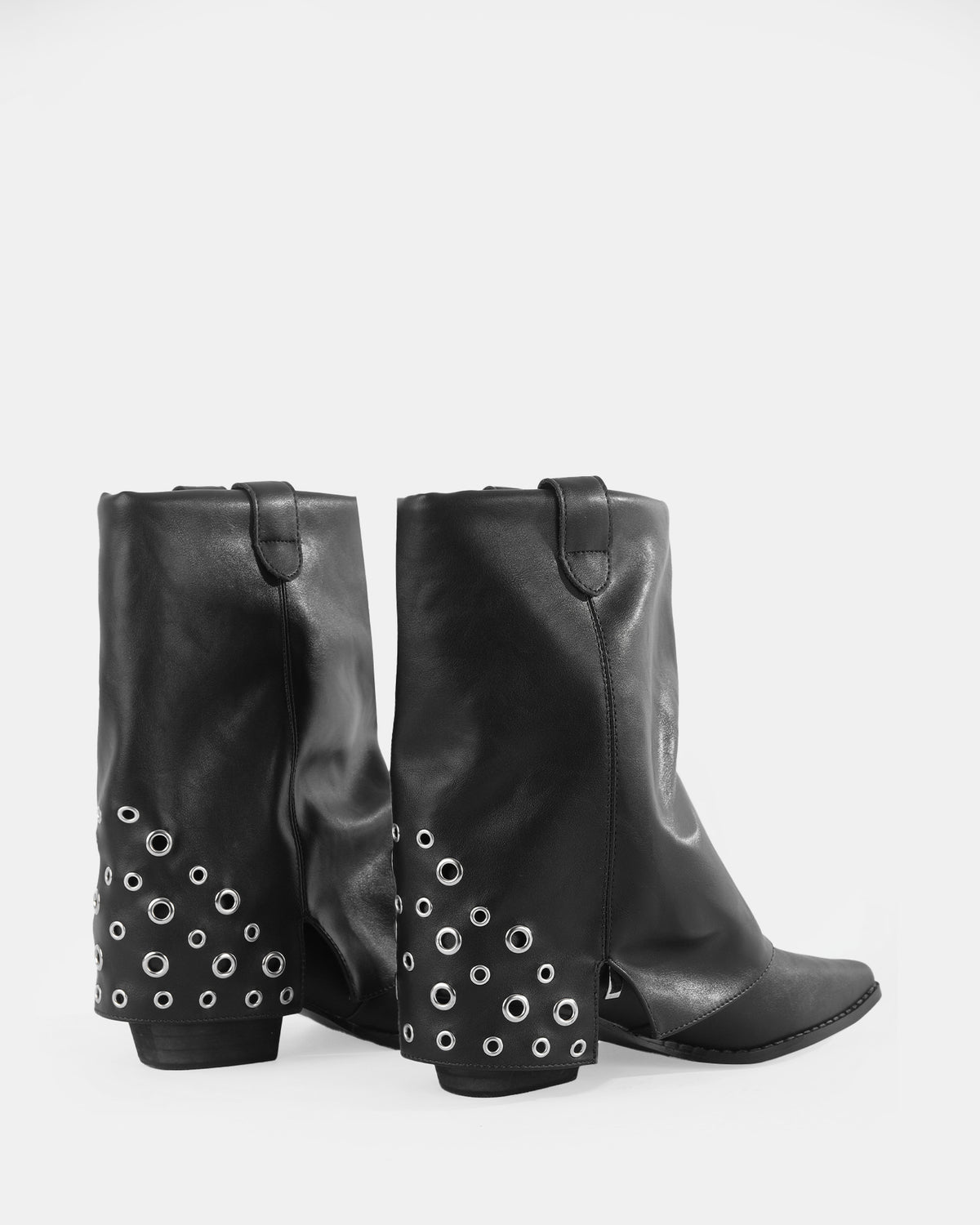Botshy Women's Eyelet Western Ankle Boot Black
