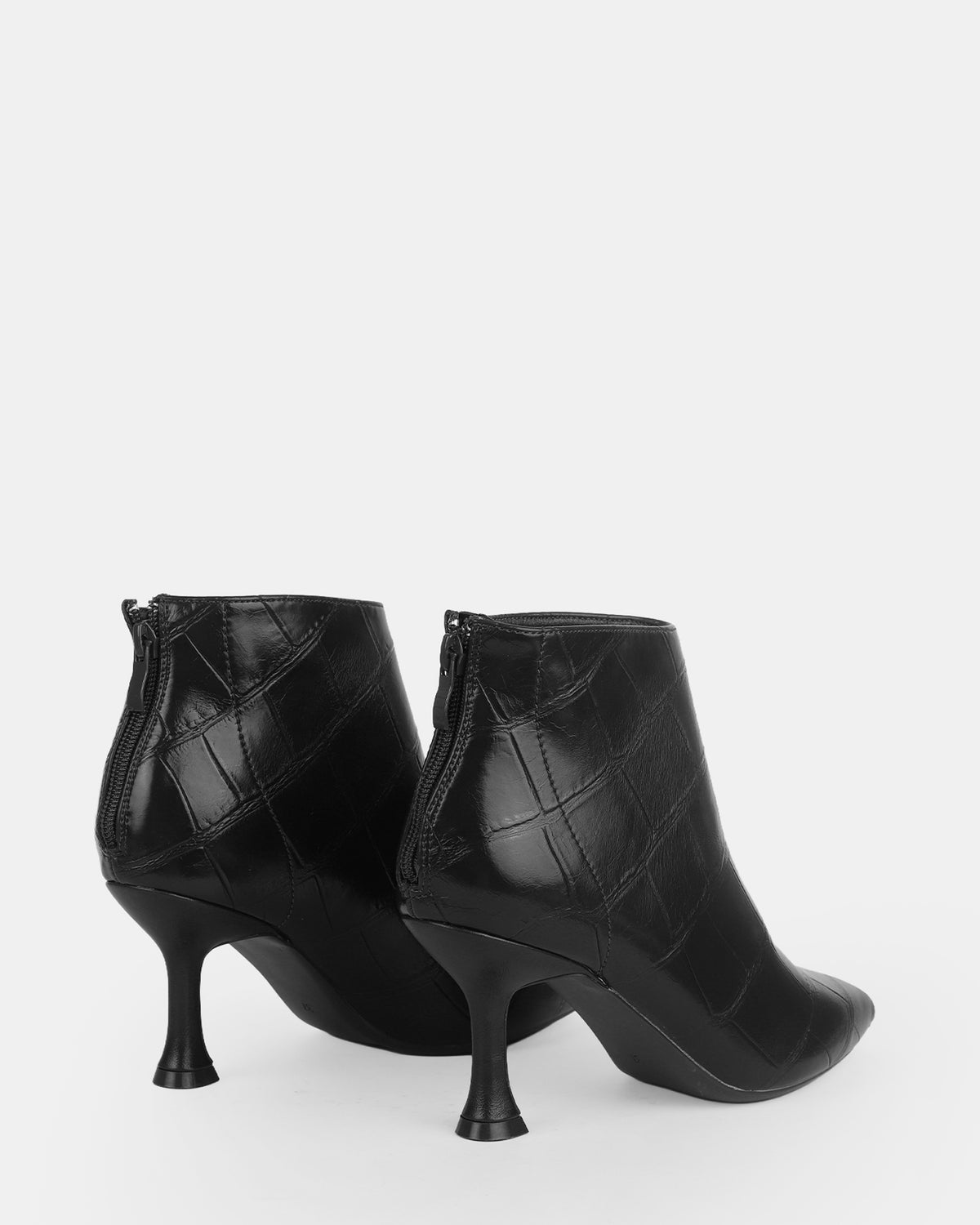 94741-B930 Black 3