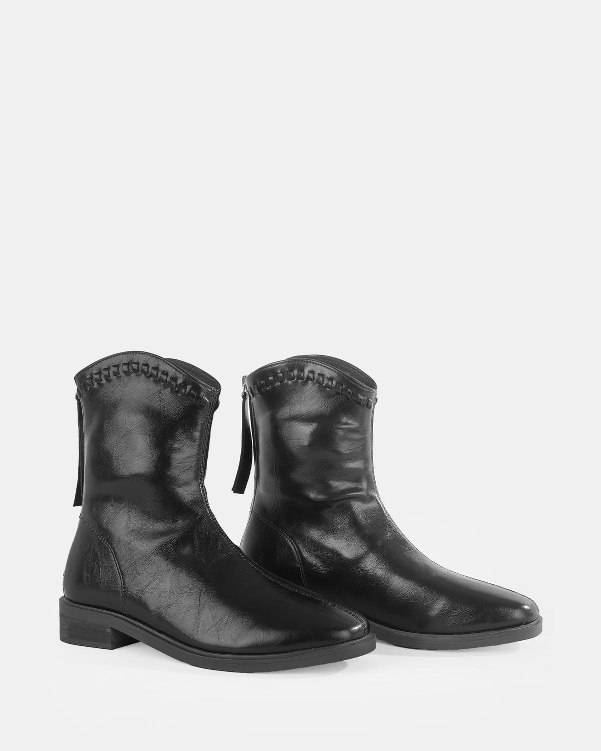 Botshy Women's Front-Zip Ankle Boot Black