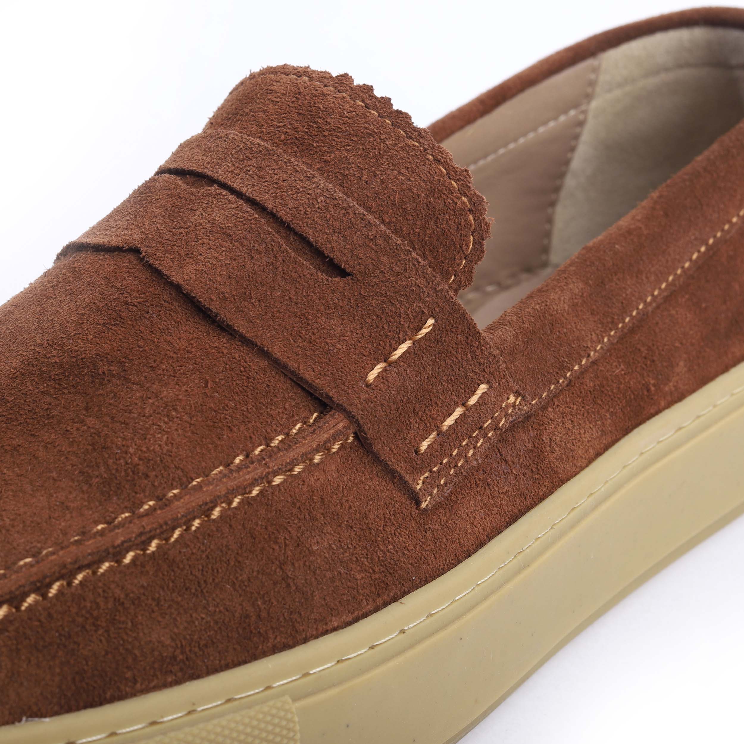 97051-GM765 Men's Casual Suede Shoe