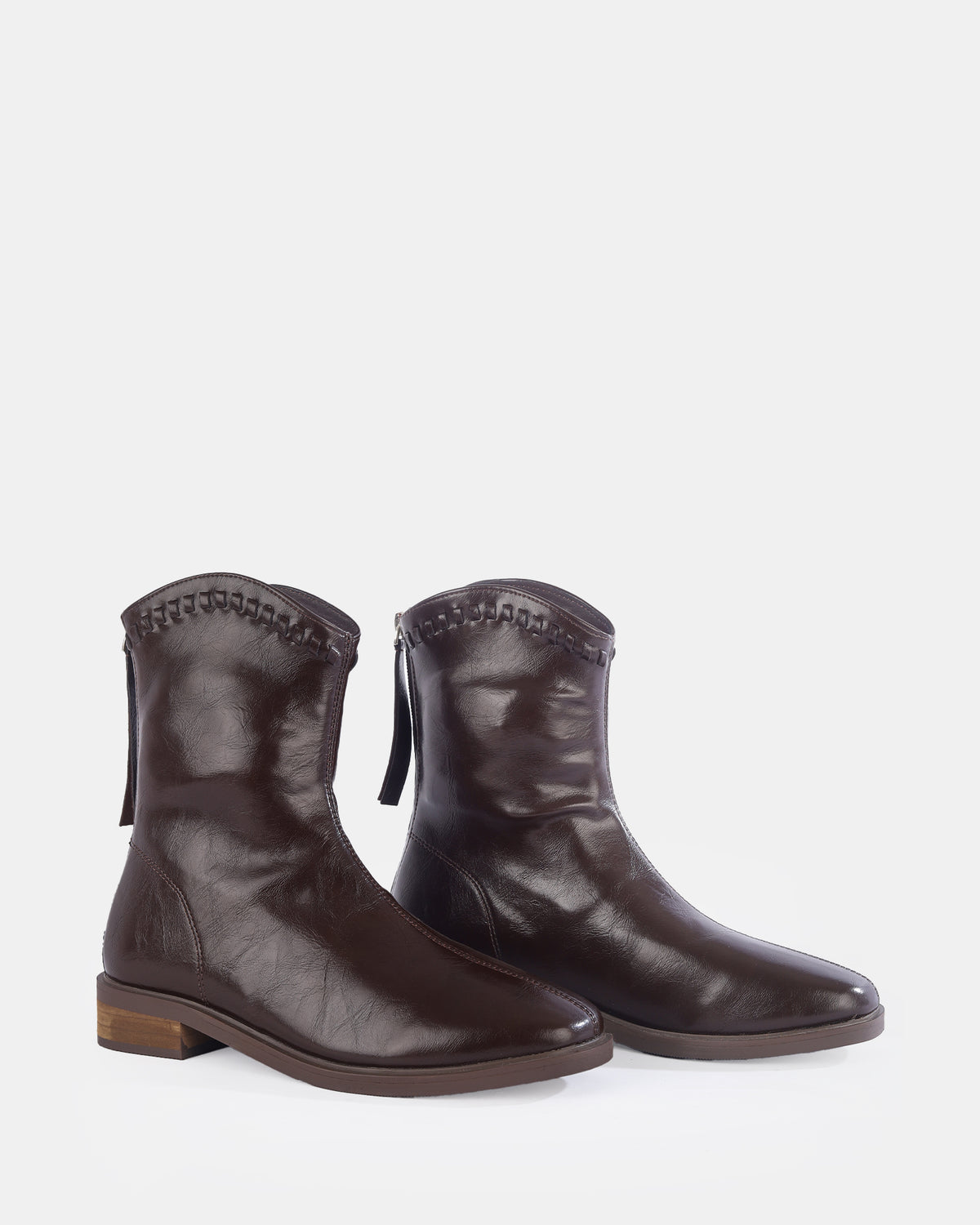 Botshy Women's Front-Zip Ankle Boot Cafe
