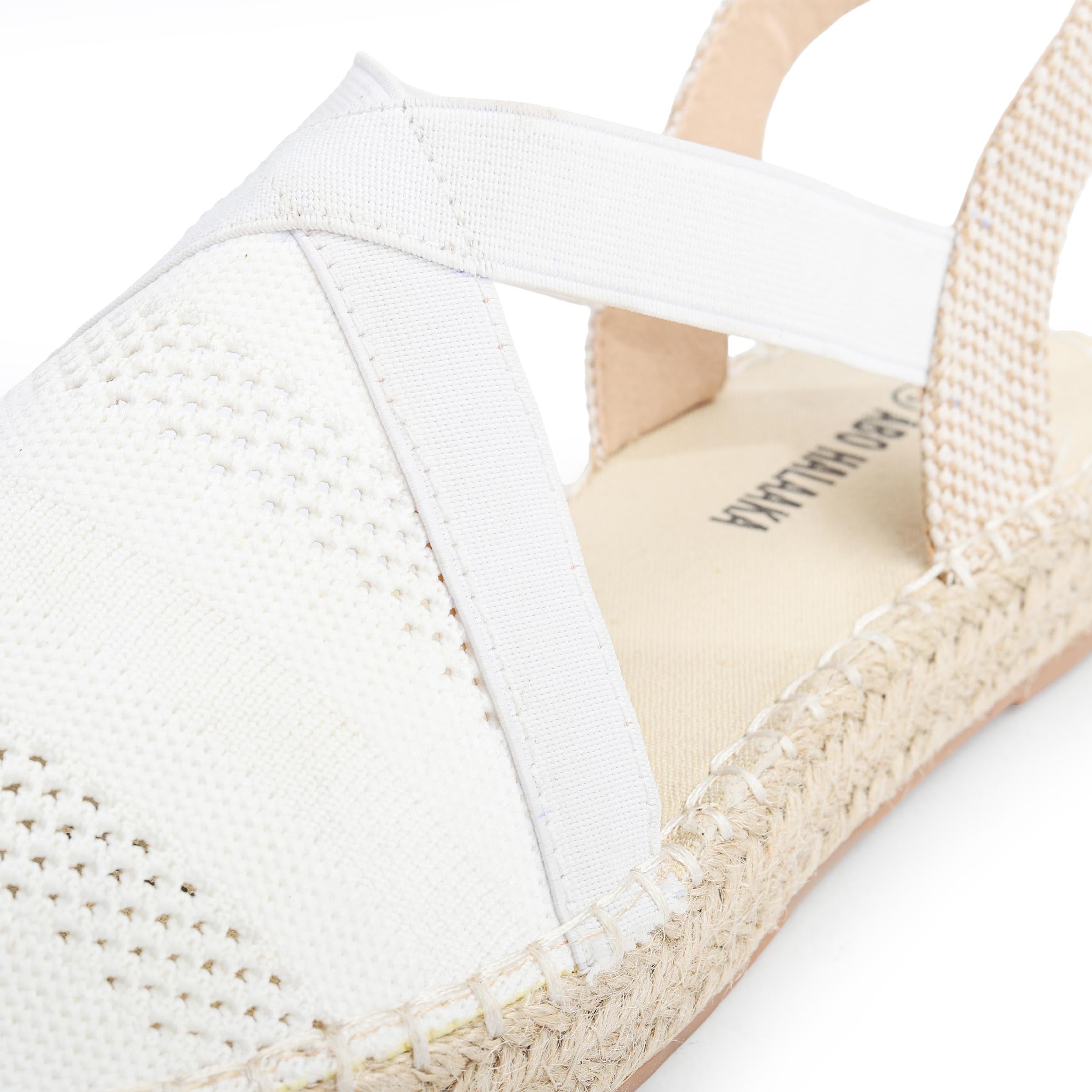 94741-121 Women's Casual Sandal