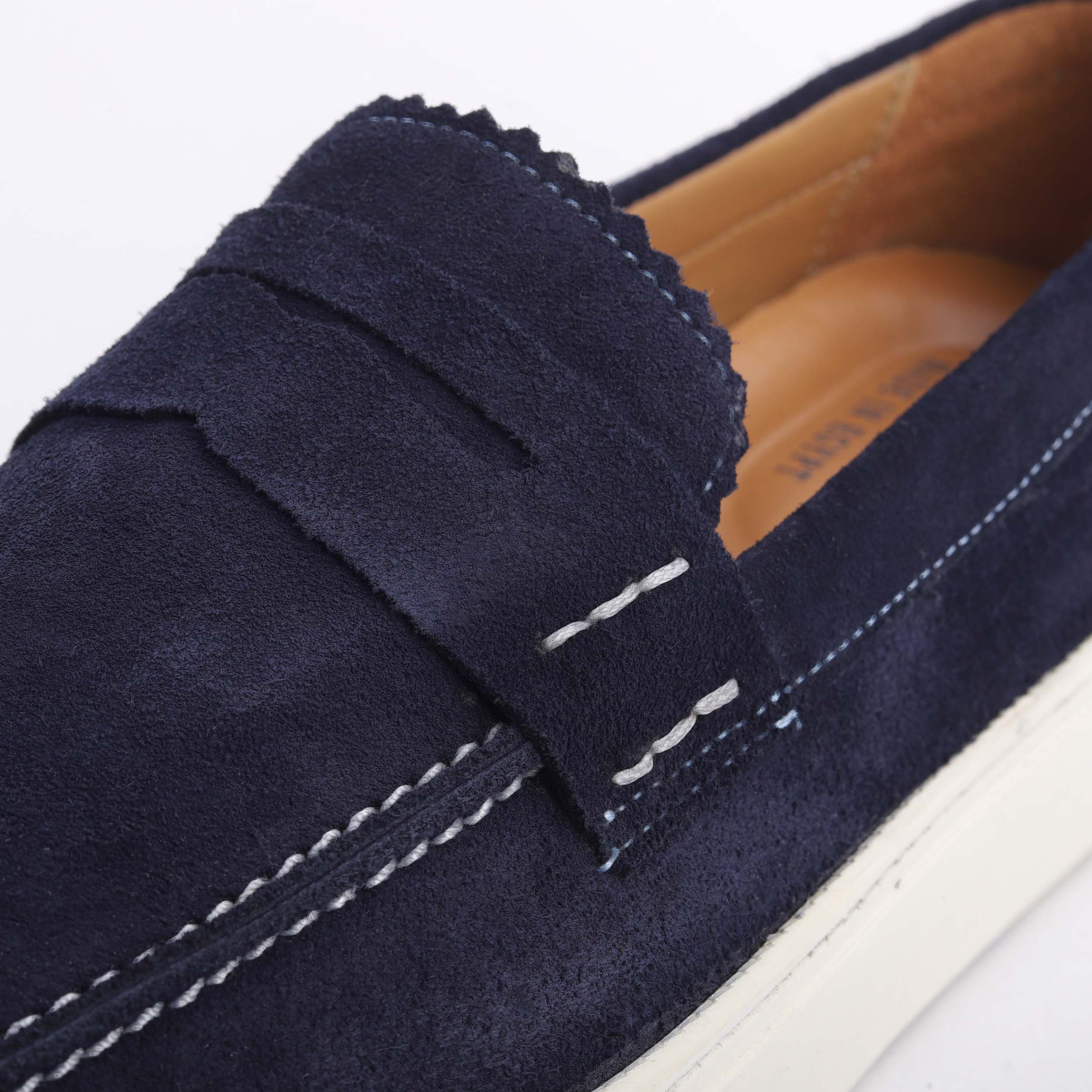 97051-GM765 Men's Casual Suede Shoe