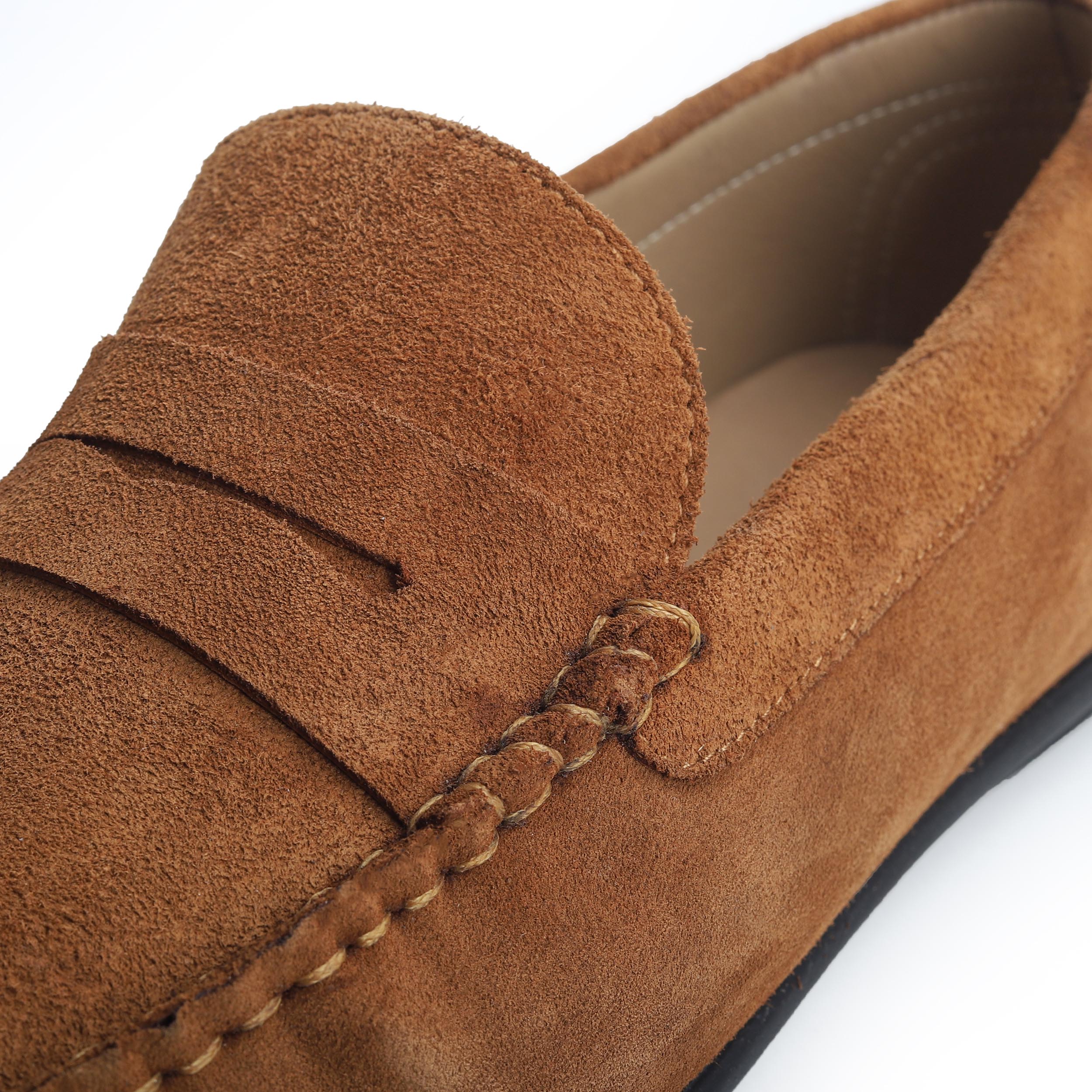 97051-277 Men's Suede Shoe