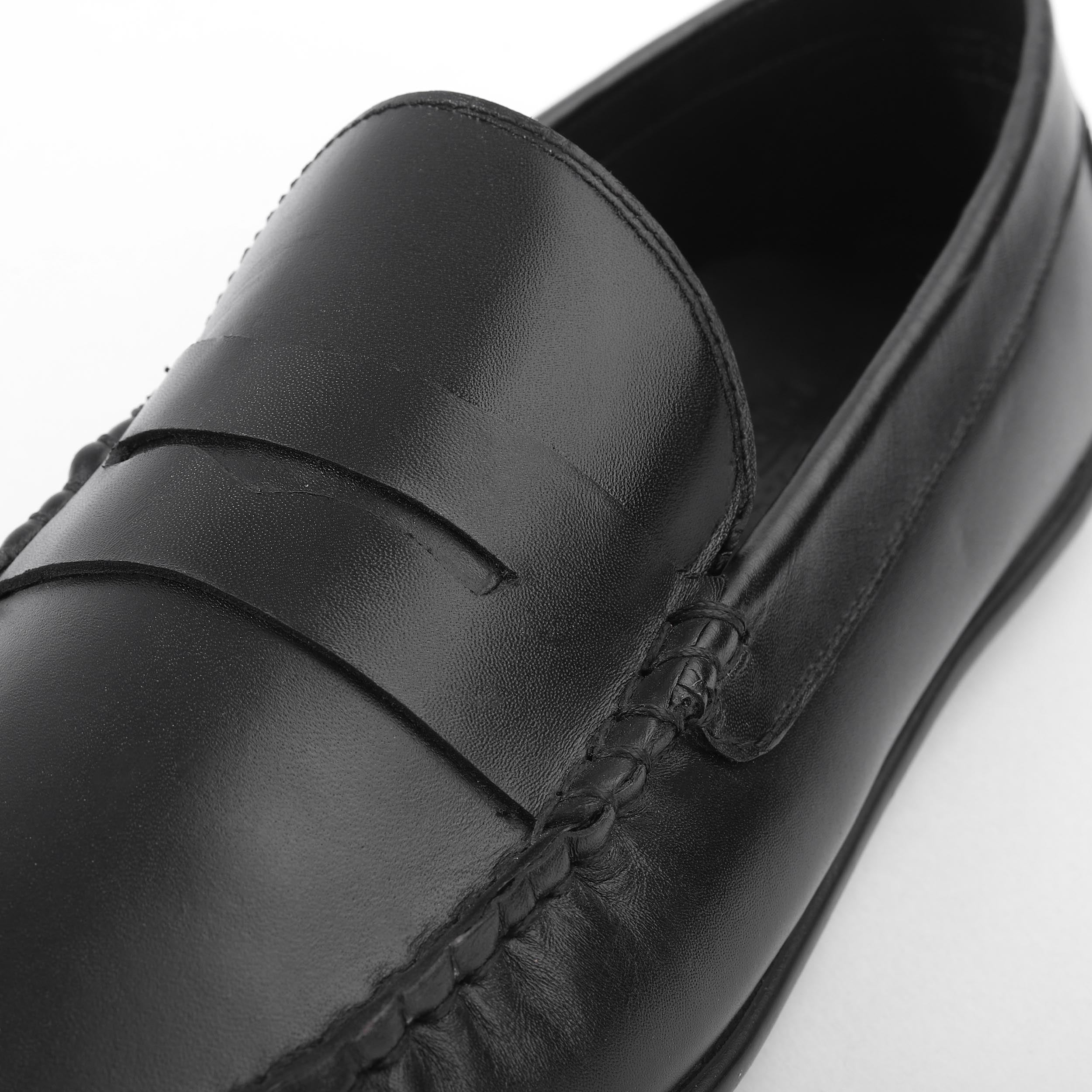 97051-277 Men's Suede Shoe