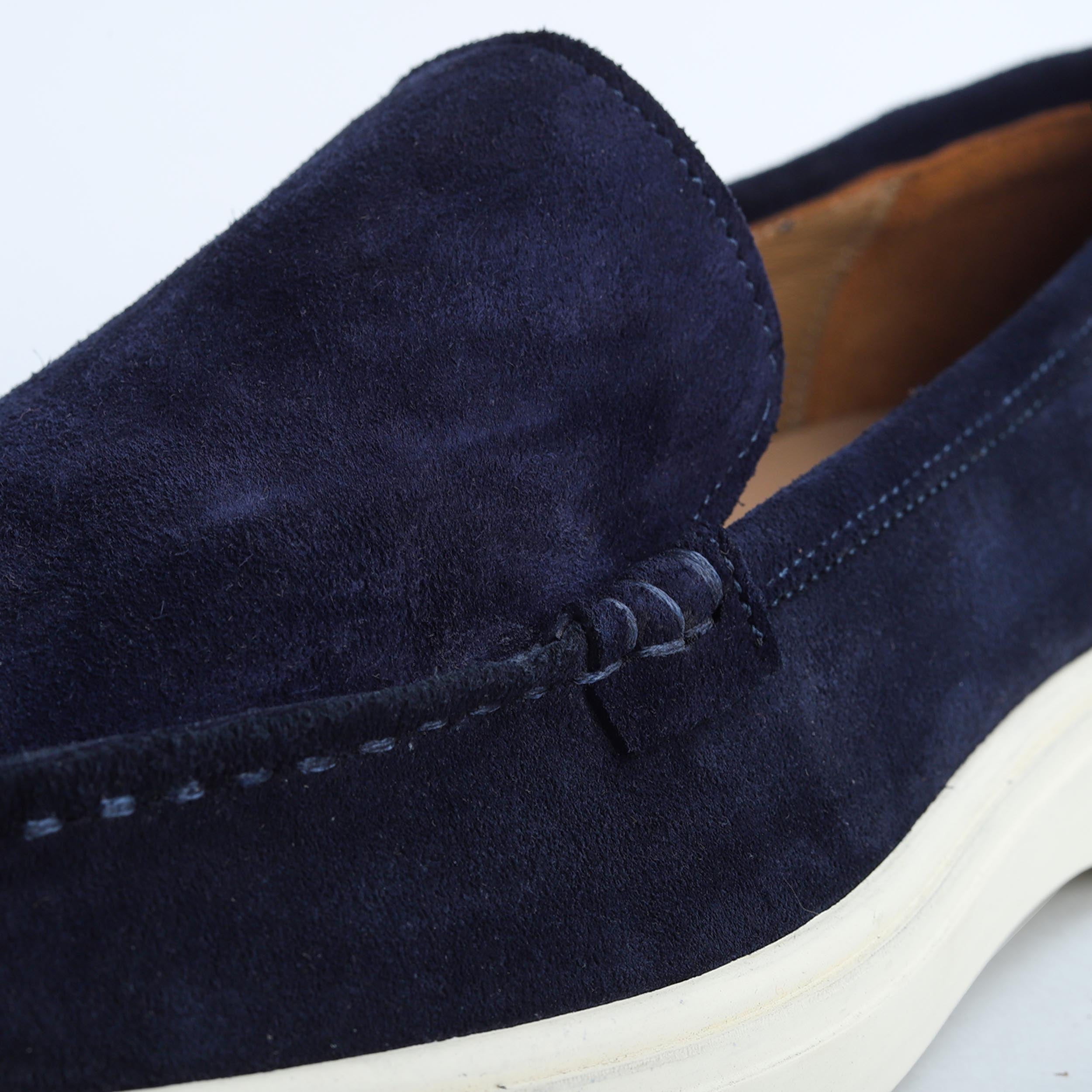 97051-277 Men's Suede Shoe