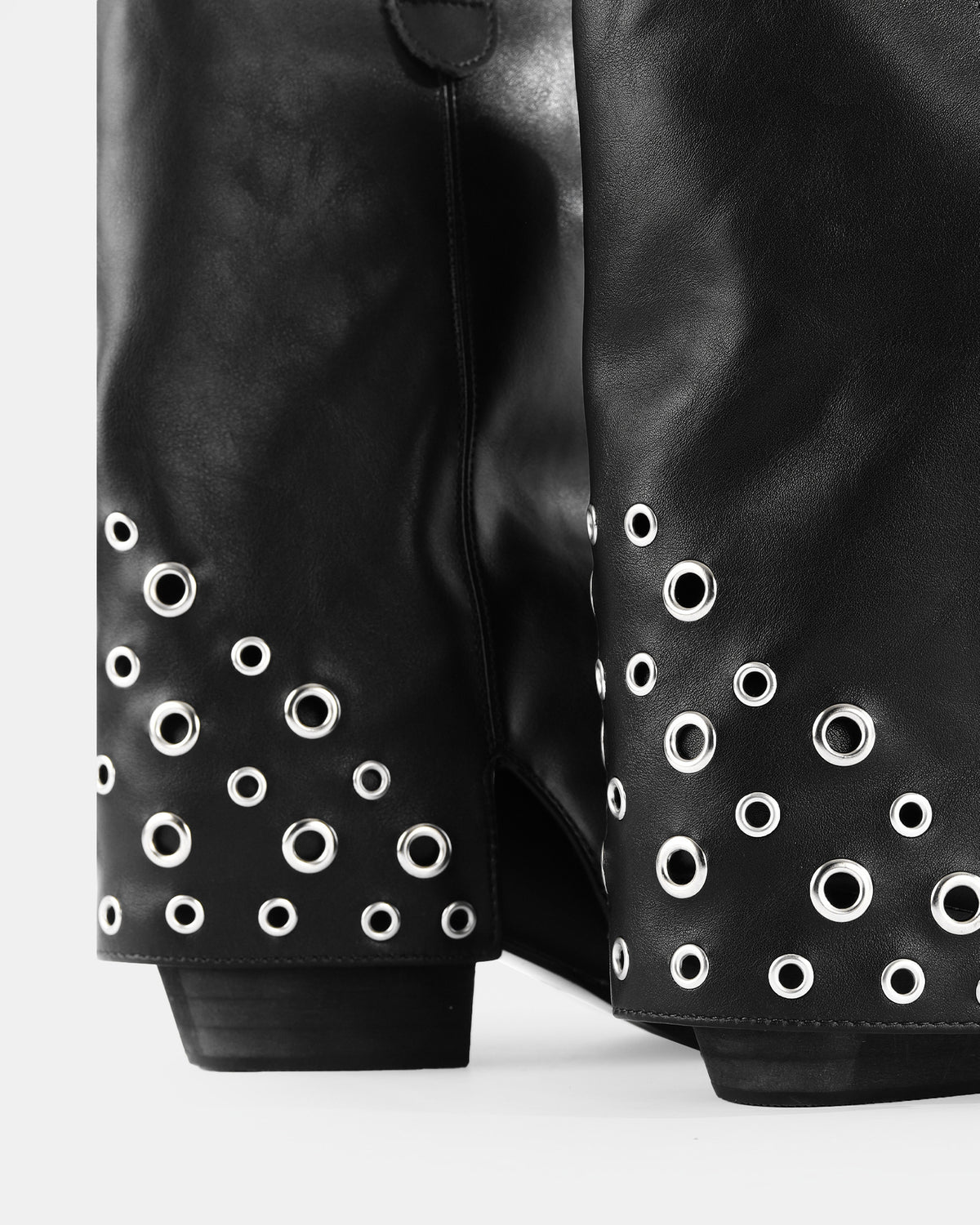 Botshy Women's Eyelet Western Ankle Boot Black