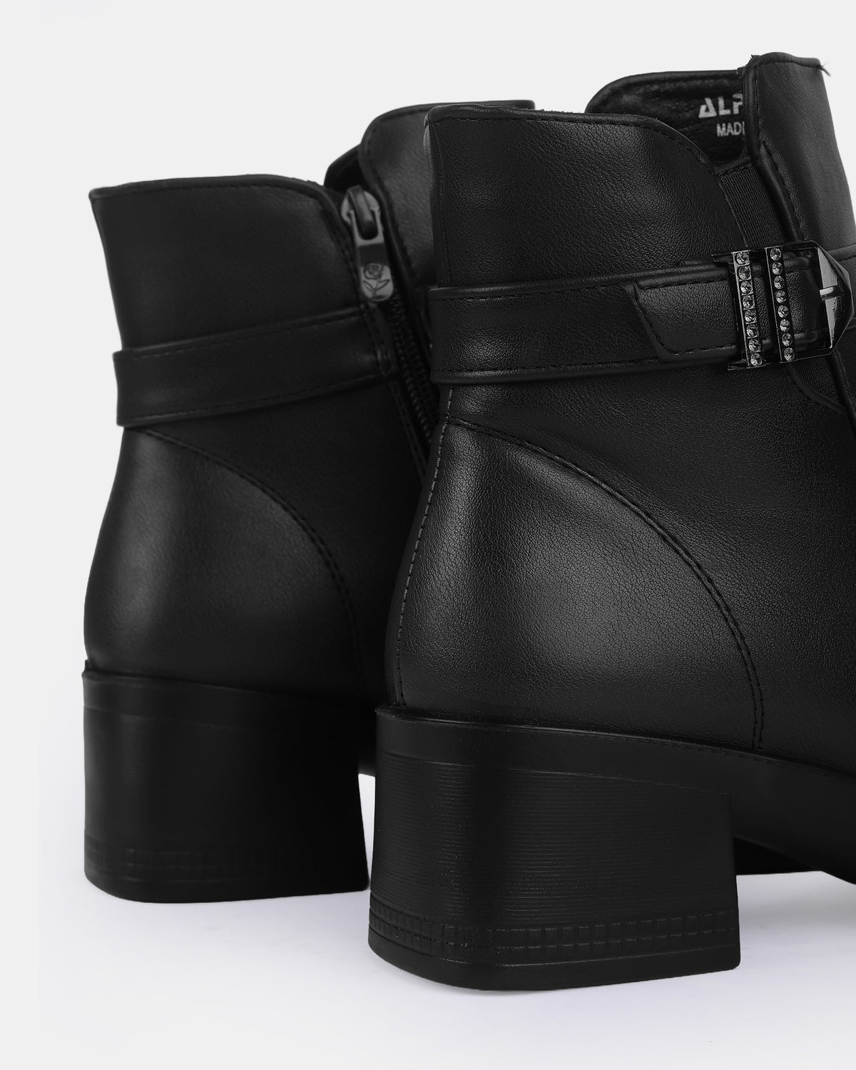 94741-S621 Black 3