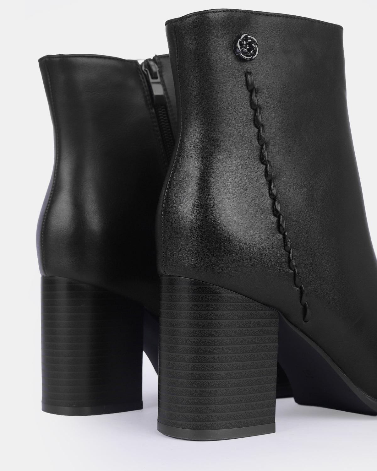 94741-B904 Black 4