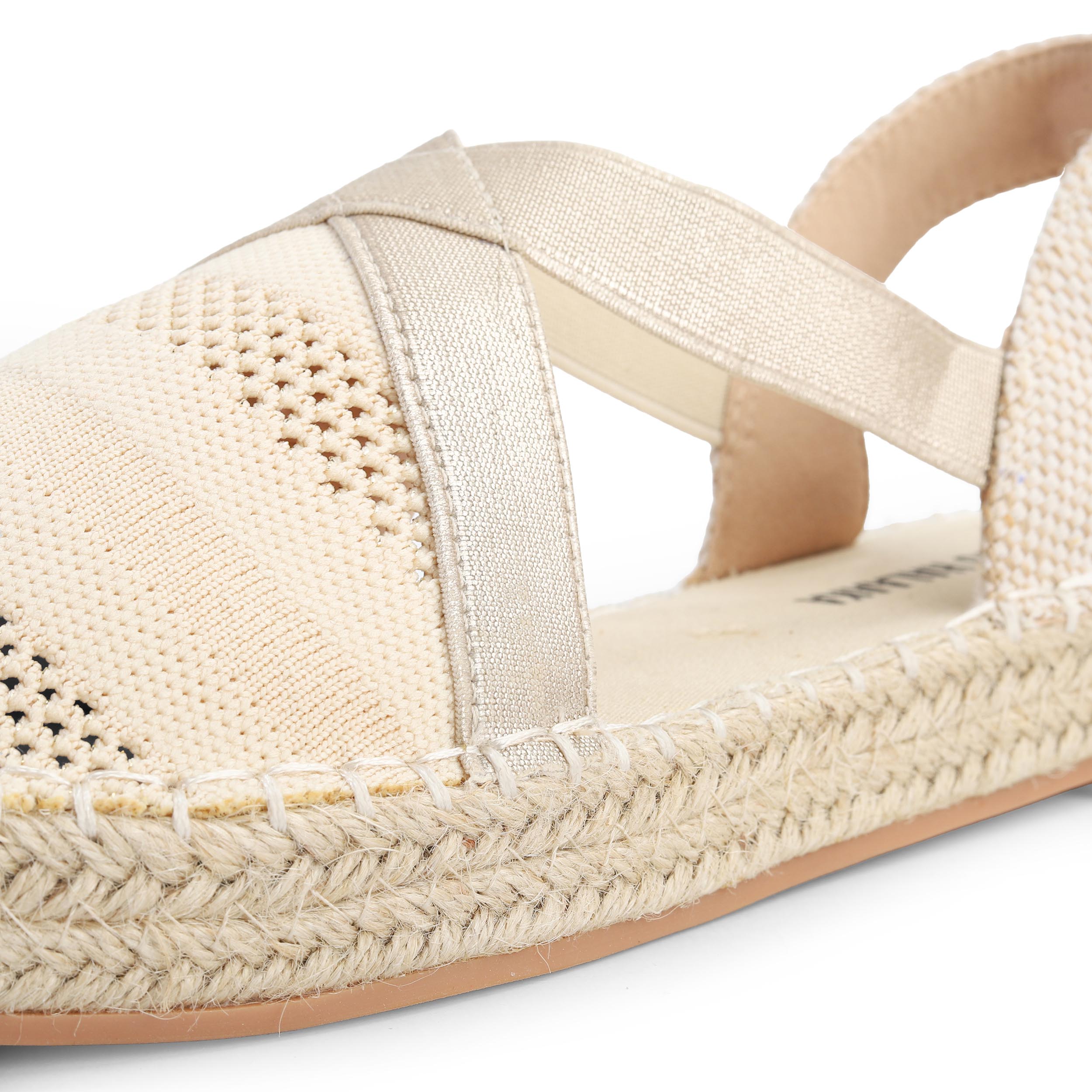 94741-121 Women's Casual Sandal
