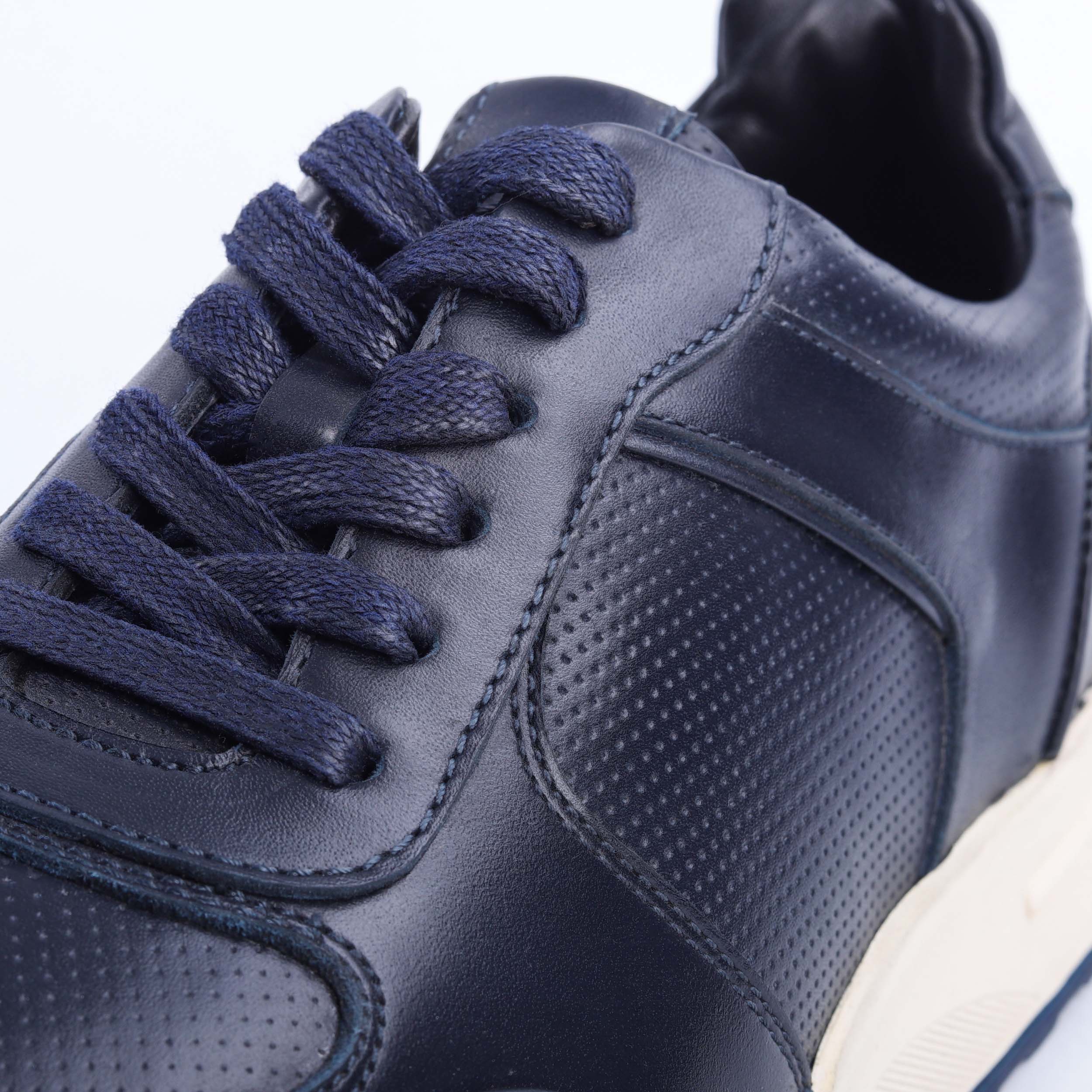 100151-977501 Men's Casual Sneakers