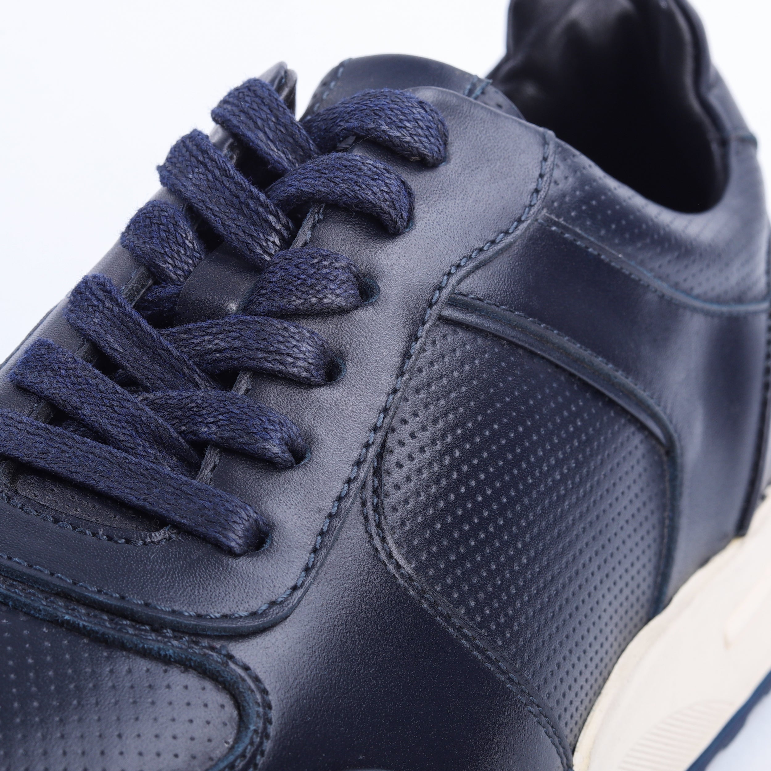 100151-977501 Men's Shoes
